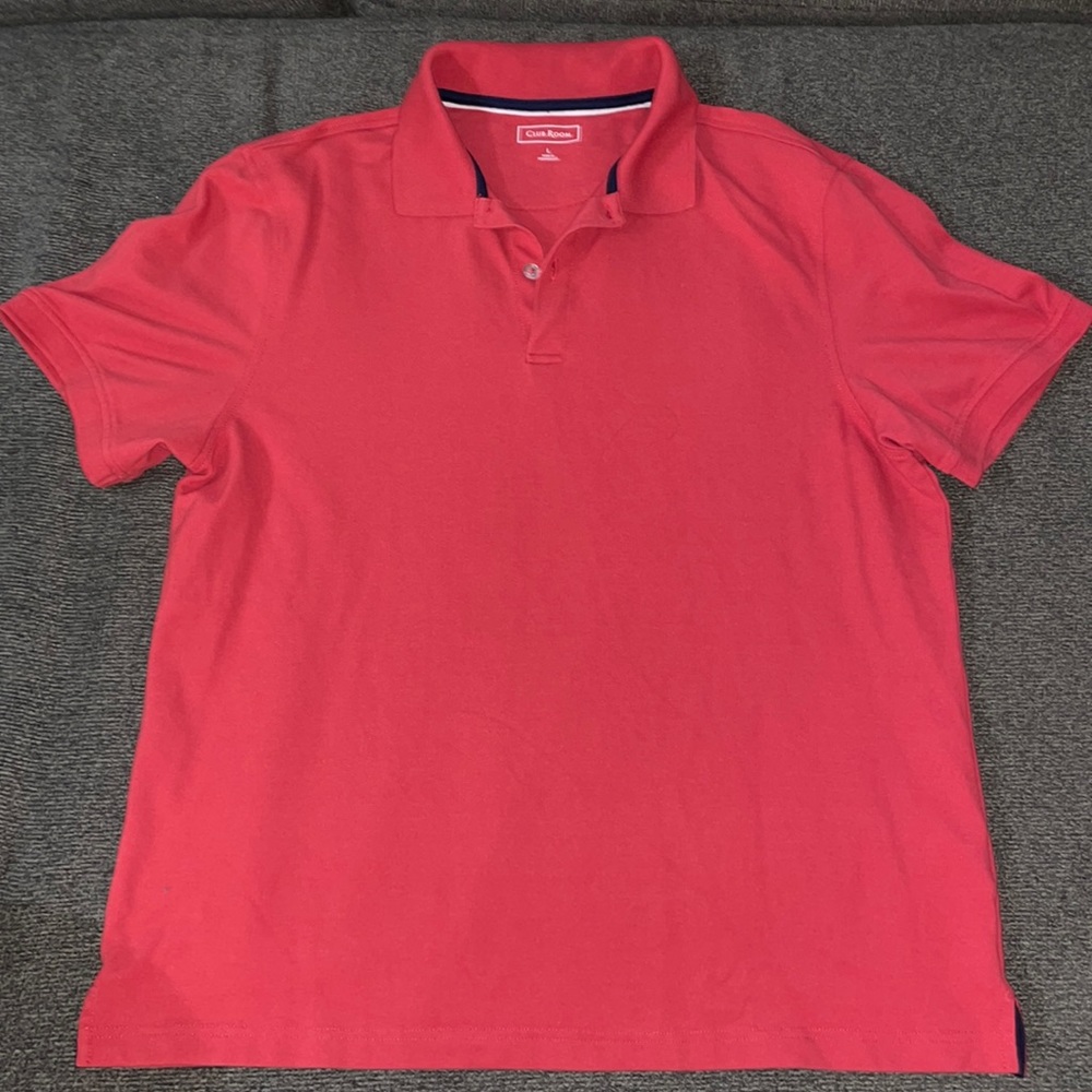 Club room red polo
